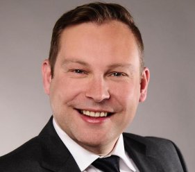 Herr Michael Schüller